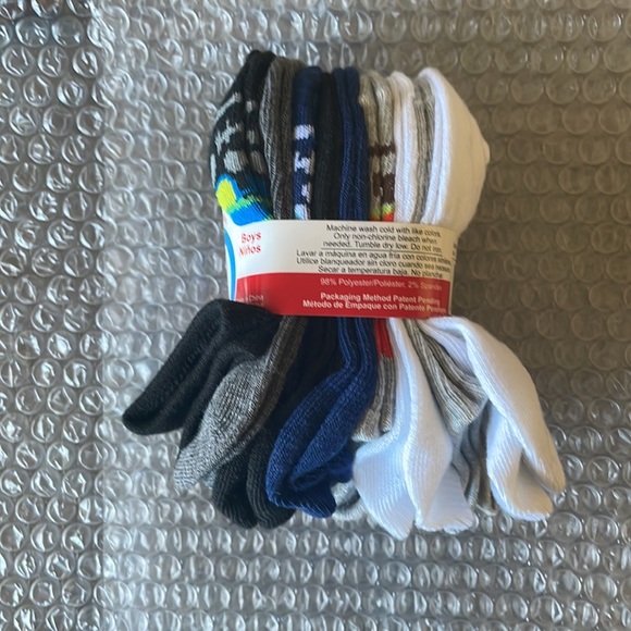 10 pair brand new small no show socks - Picture 2 of 3